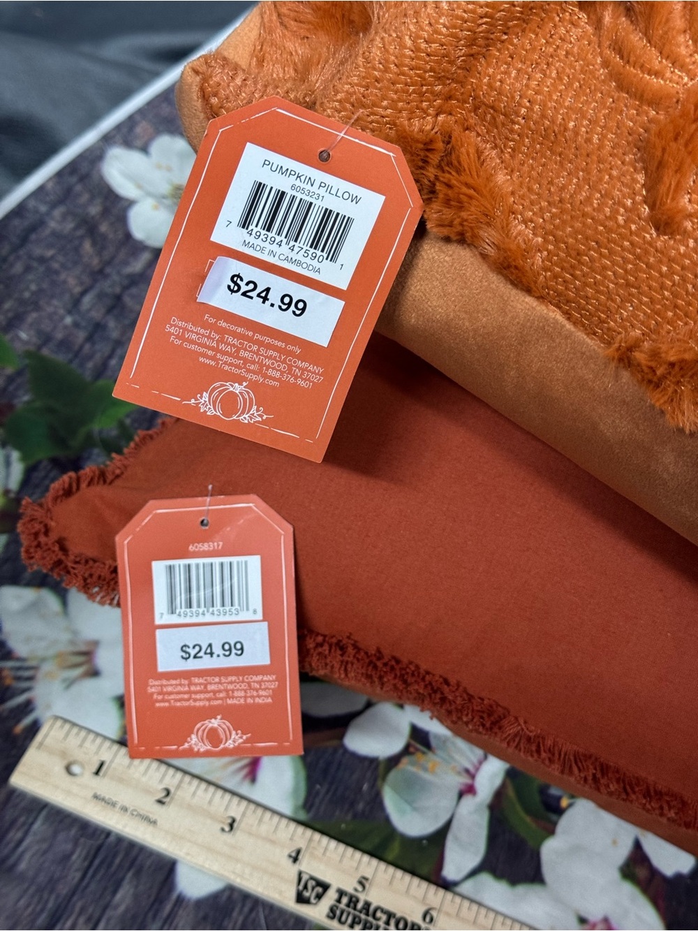 2pc Fall throw pillows - Picture 10 of 10